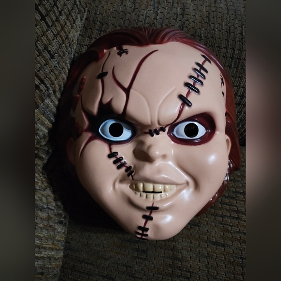 Suit Yourself Chucky Child's Mask L 12/14 Halloween Costume - Picture 1 of 6